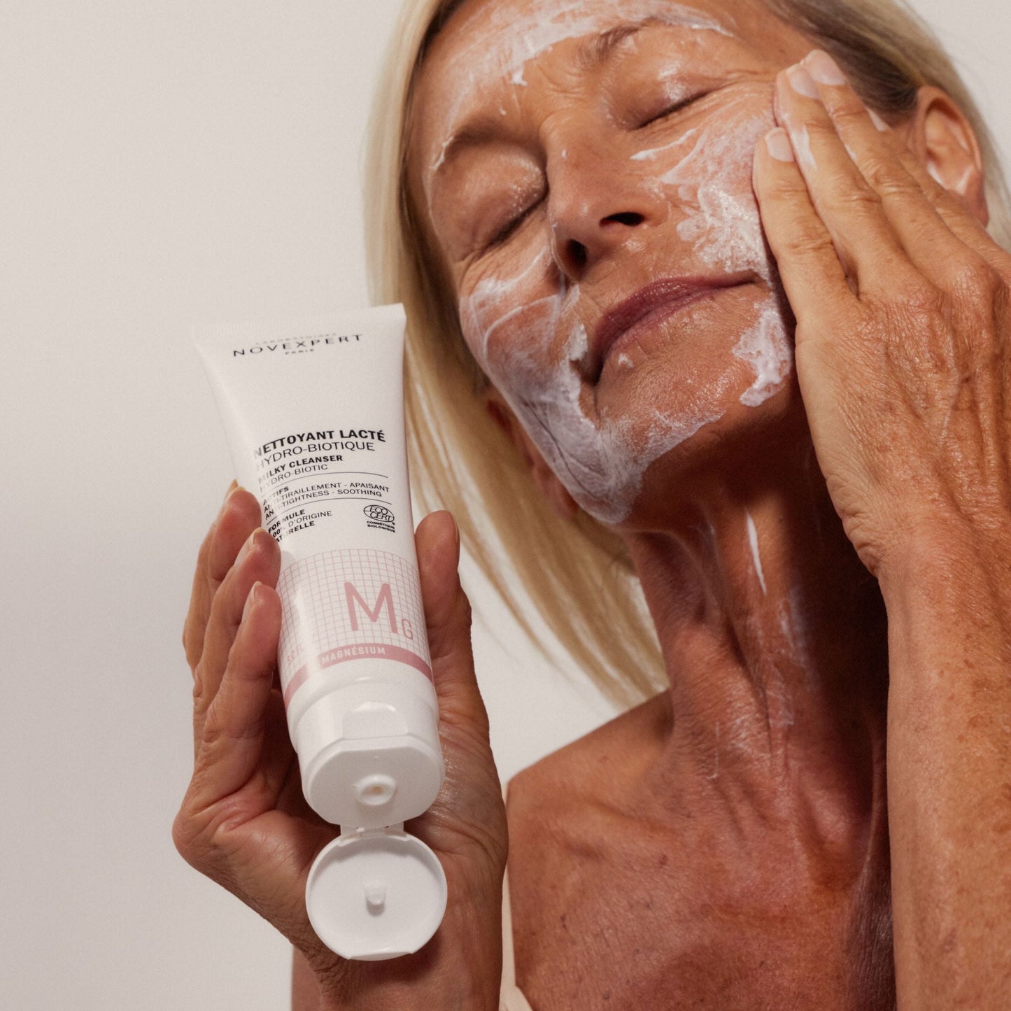 紓敏保濕柔滑潔面乳 Milky Cleanser Hydrobiotic