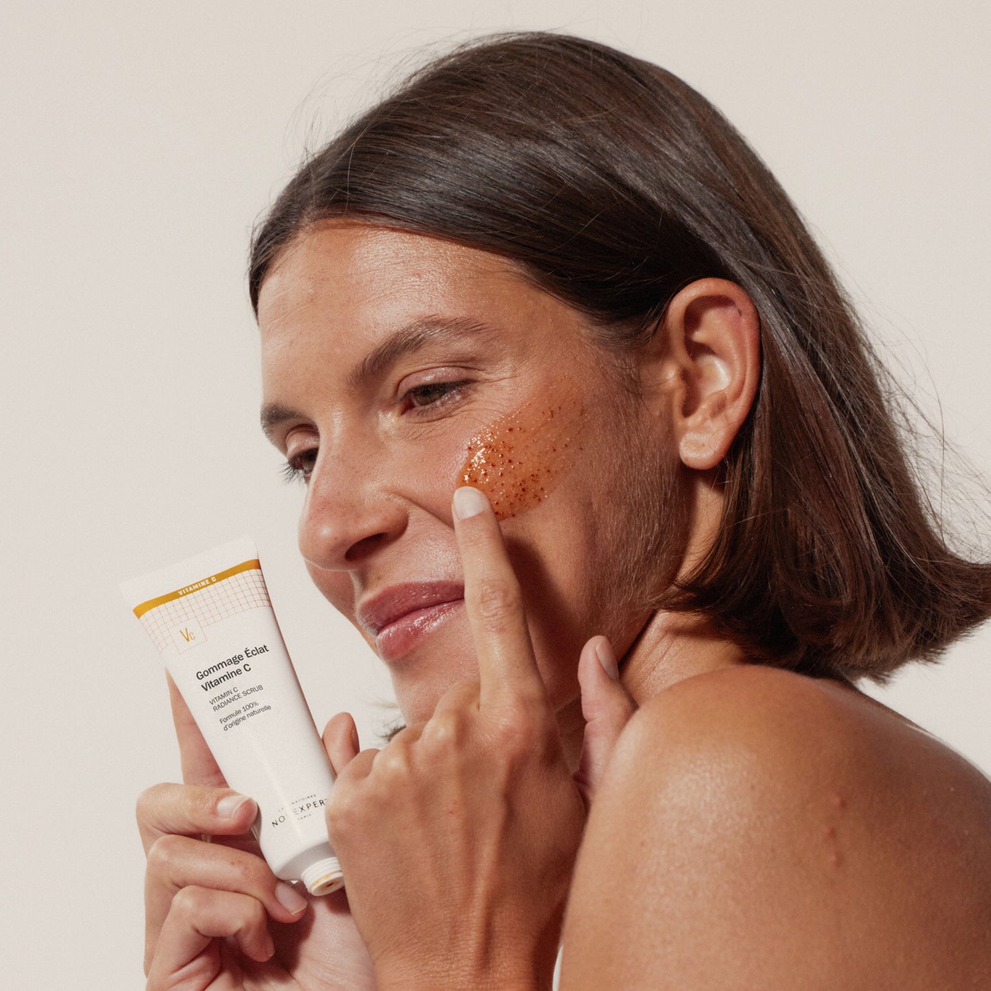 維C煥膚亮肌磨砂面膜 Vitamin C Radiance Scrub
